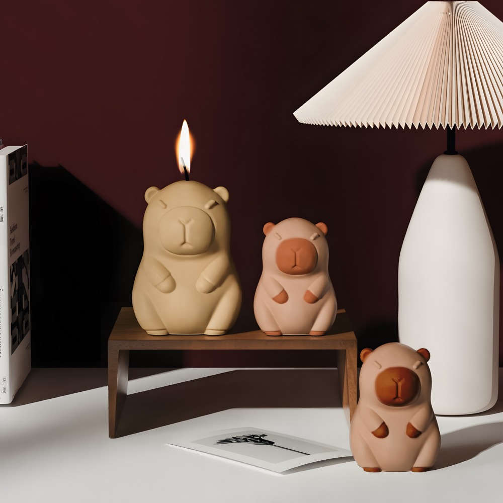 Standing Capybara Scent Candle - огляд і ціна Candle Making Reno