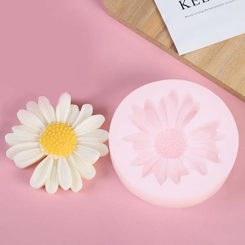 DIY Candle Silicone Mold Daisy - огляд і ціна Candle Making Reno