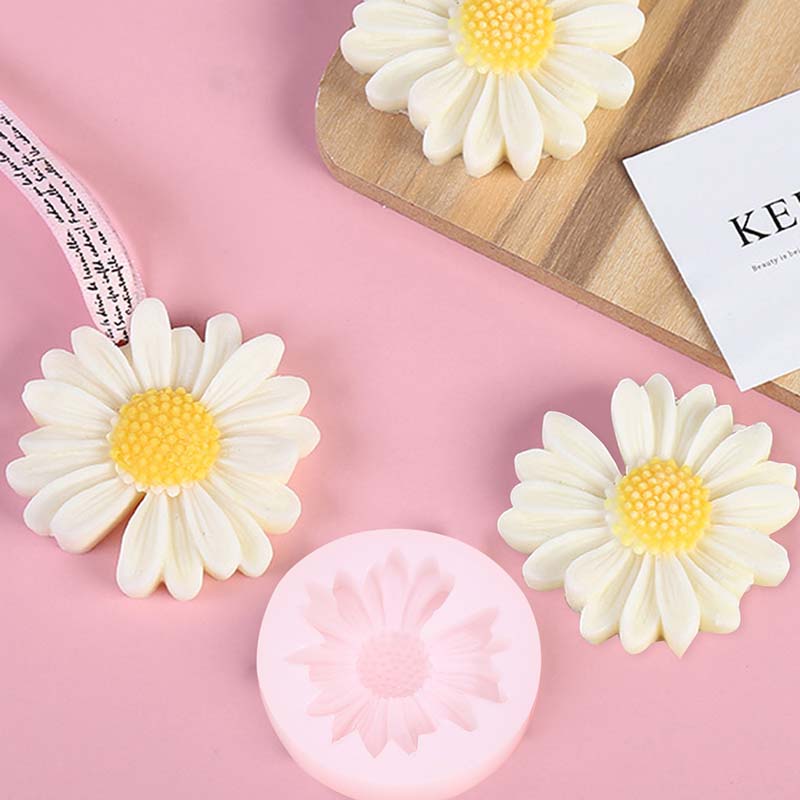 DIY Candle Silicone Mold Daisy - огляд і ціна Candle Making Reno